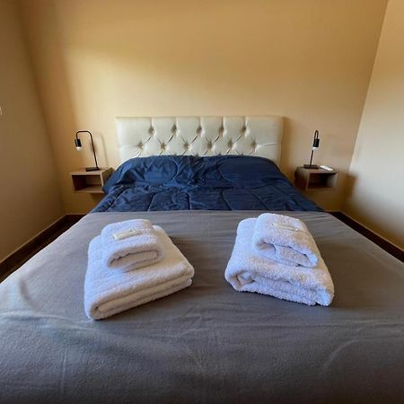 La Colmena Aparts Aparthotel El Calafate Bagian luar foto