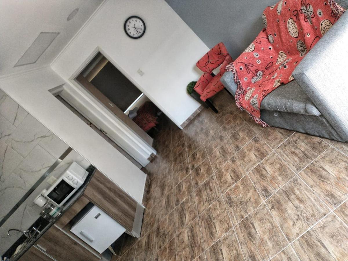 La Colmena Aparts Aparthotel El Calafate Bagian luar foto
