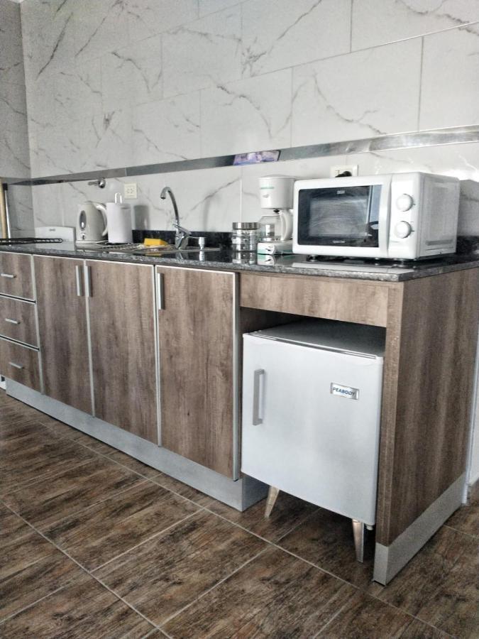 La Colmena Aparts Aparthotel El Calafate Bagian luar foto