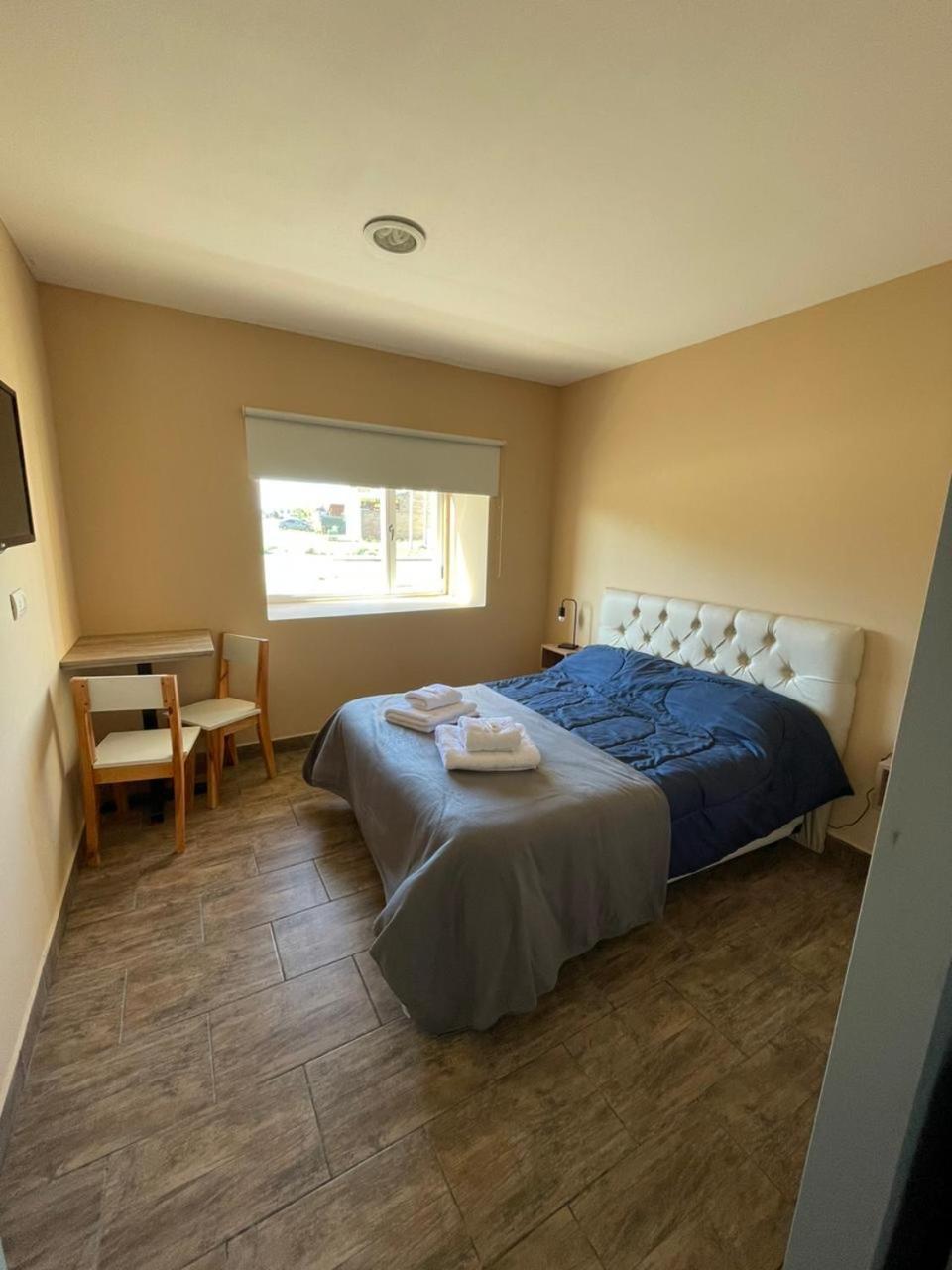 La Colmena Aparts Aparthotel El Calafate Bagian luar foto