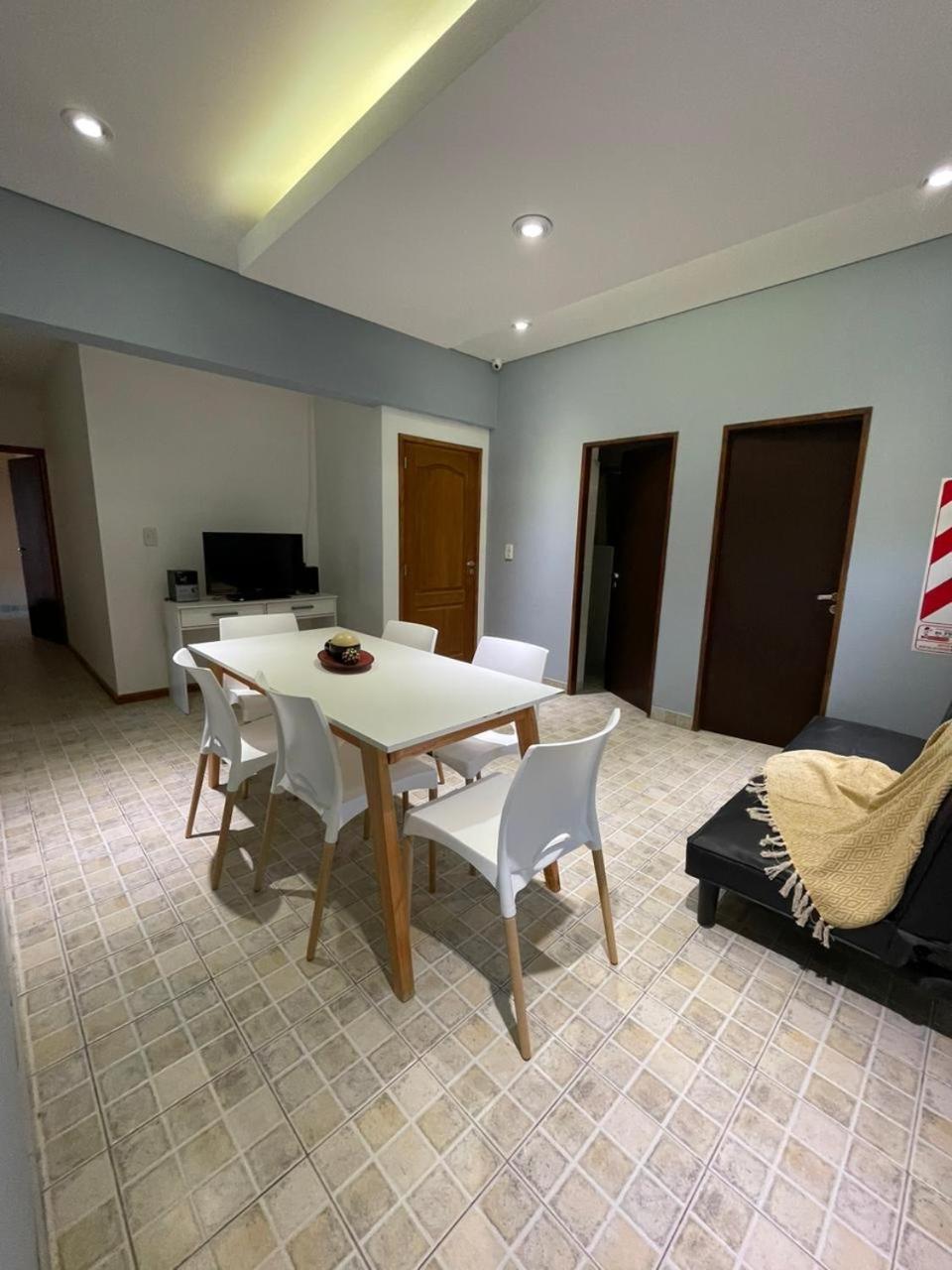 La Colmena Aparts Aparthotel El Calafate Bagian luar foto